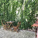 Safestay Bairro Alto Hostal Lisboa