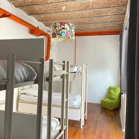 Safestay Bairro Alto Hostel *