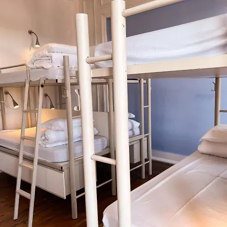 Hostel Safestay Bairro Alto *