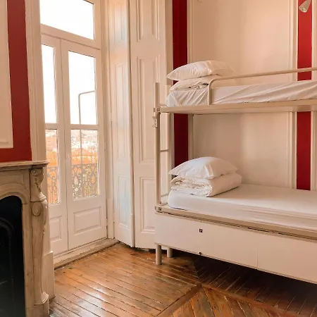 Safestay Bairro Alto بيت شباب Lisboa