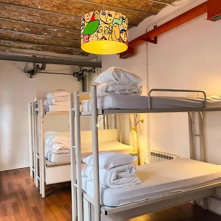 Hostel Safestay Bairro Alto *
