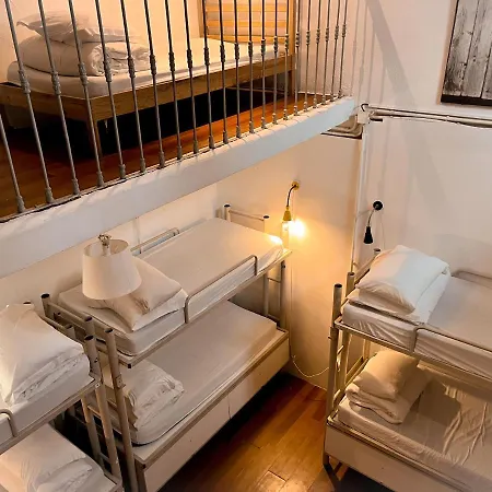 Hostel Safestay Bairro Alto *