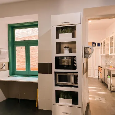 Hostel Safestay Bairro Alto