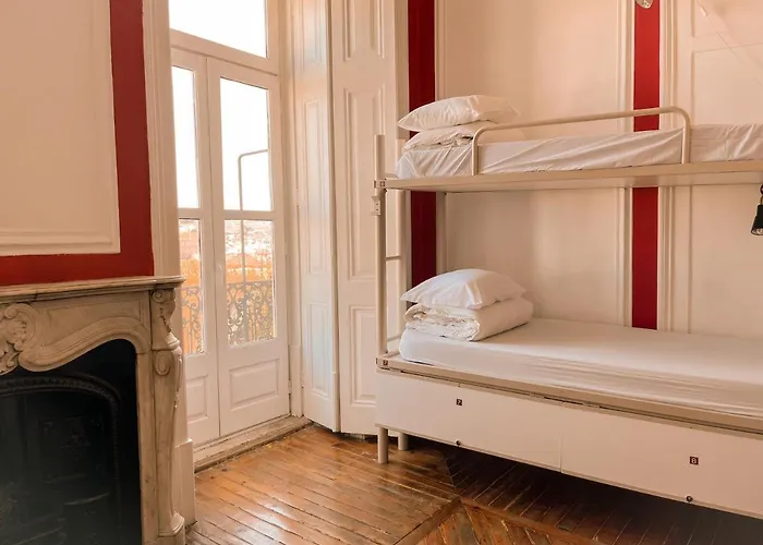 Safestay Bairro Alto بيت شباب Lisboa